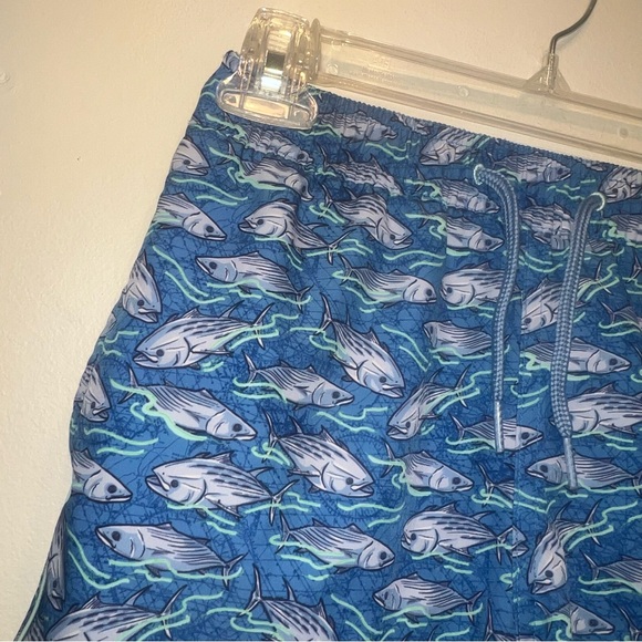 Vineyard Vines Boys Blue Swim Trunks Size Small Fish Print Mesh Lined - Picture 4 of 8